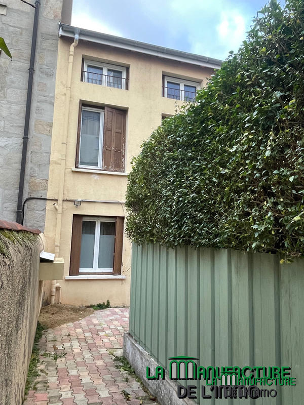 Immeuble - 280 m² - 12 pièces