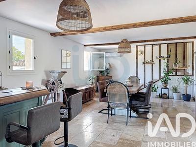 Maison - 250 m² - 6 pièces