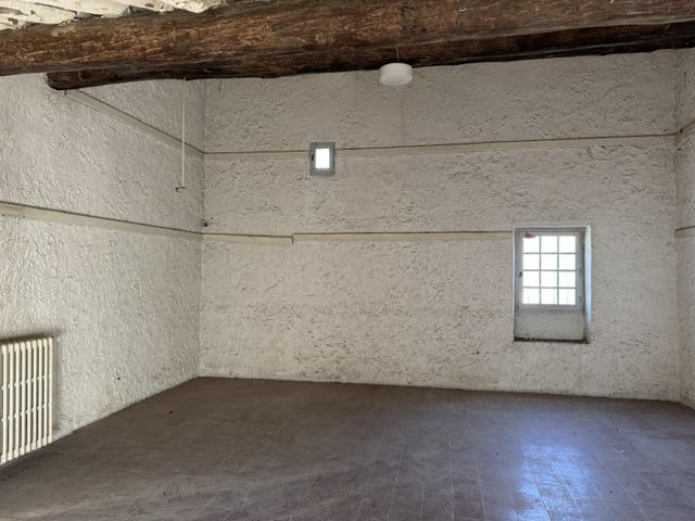 Maison de village - 255 m² - 6 pièces