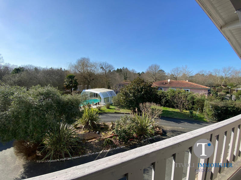 Maison traditionnelle - 140 m² - 6 pièces