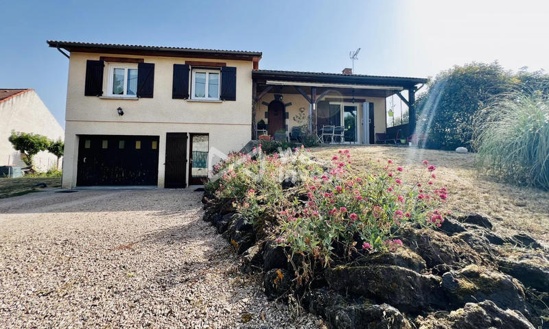 Maison - 103 m² - 5 pièces