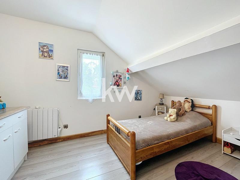 Maison traditionnelle - 127 m² - 6 pièces