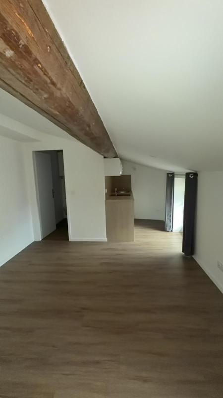 Studio - 14 m² - 1 pièce