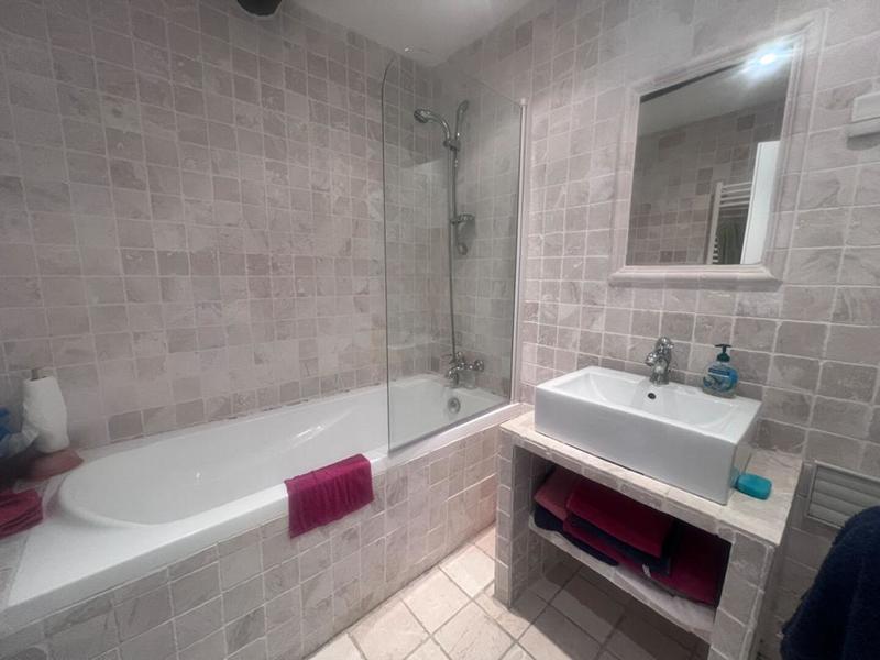 Maison provençale - 183 m² - 8 pièces