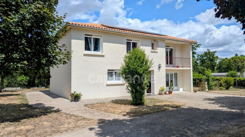 Maison - 140 m² - 7 pièces