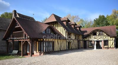 Propriété - 277 m² - 9 pièces