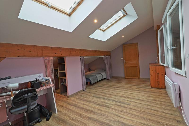 Maison - 174 m² - 5 pièces