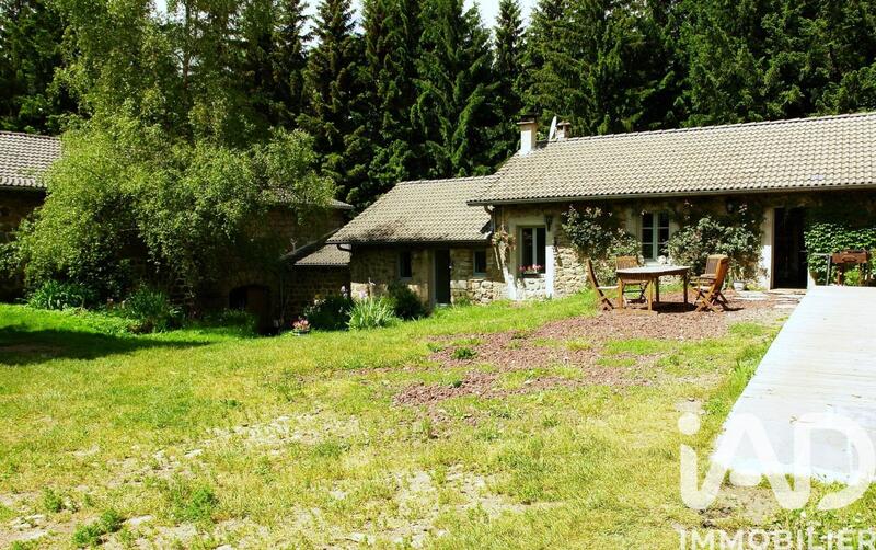 Maison - 575 m² - 15 pièces