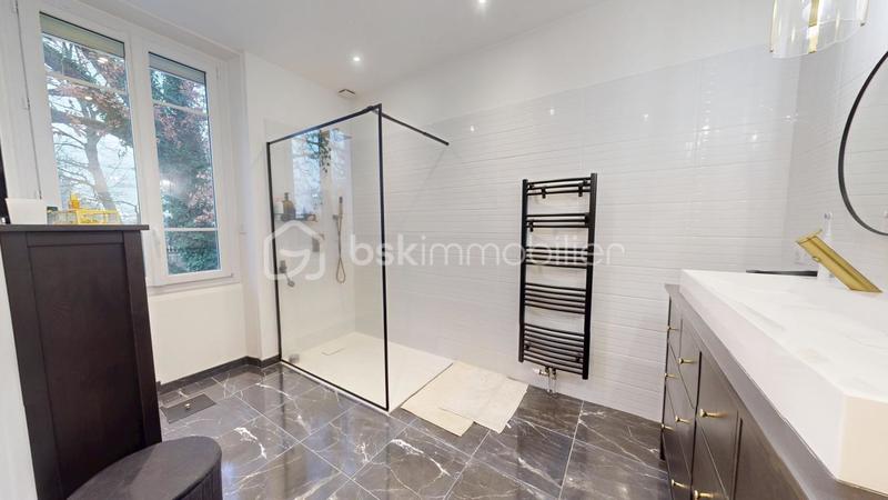 Maison bourgeoise - 162 m² - 6 pièces