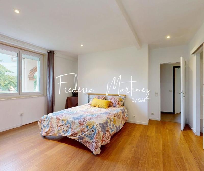 Maison - 168 m² - 6 pièces