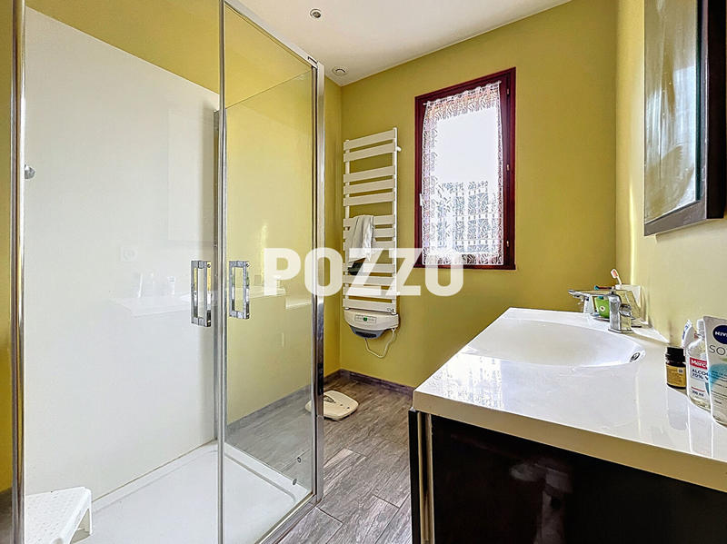 Maison - 100 m² - 6 pièces