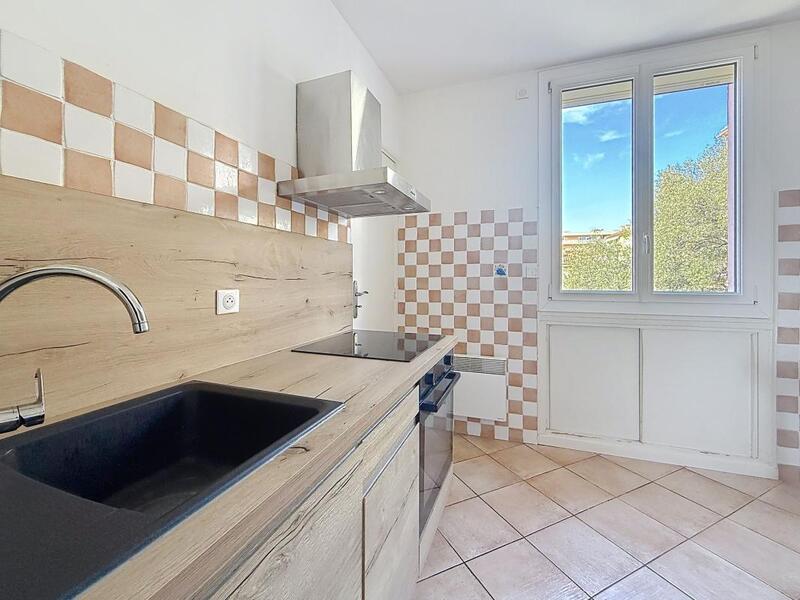 Appartement - 101 m² - 4 pièces