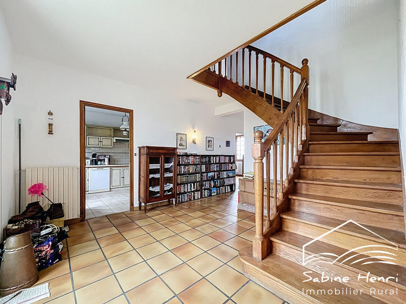 Villa - 185 m² - 9 pièces