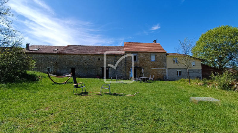 Maison - 172 m² - 7 pièces