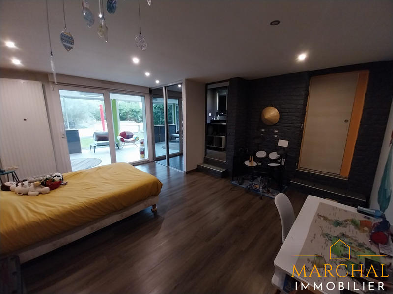 Maison traditionnelle - 205 m² - 7 pièces