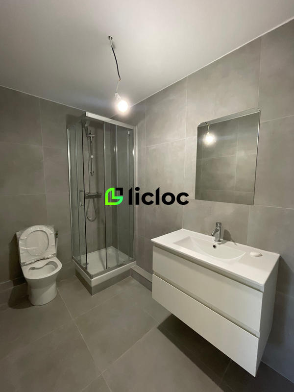 Appartement - 83 m² - 6 pièces