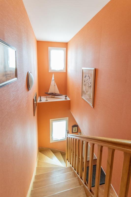 Maison - 183 m² - 8 pièces