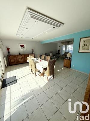 Maison - 147 m² - 6 pièces