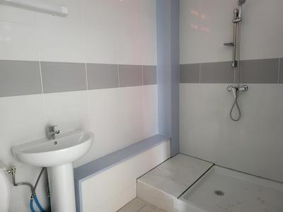 Appartement - 80 m² - 3 pièces