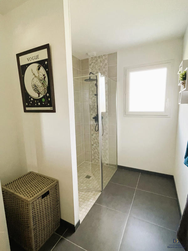 Maison - 96 m² - 4 pièces