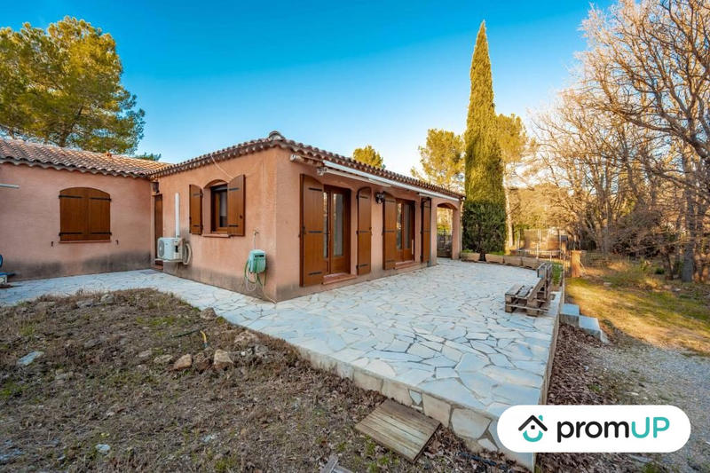 Maison - 185 m² - 7 pièces