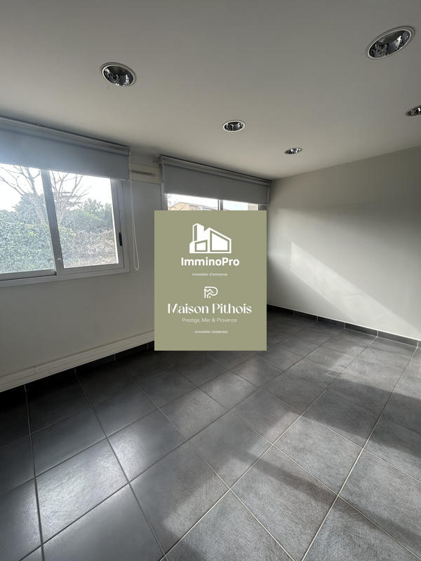 Local d'activités - 570 m²