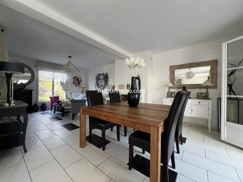 Maison - 147 m² - 7 pièces