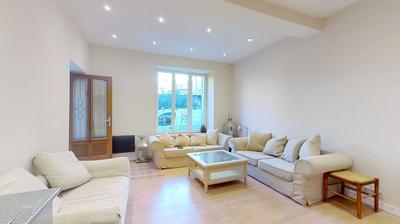 Appartement - 108 m² - 7 pièces