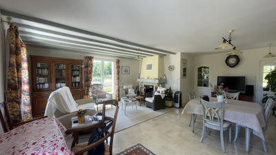 Maison - 150 m² - 8 pièces