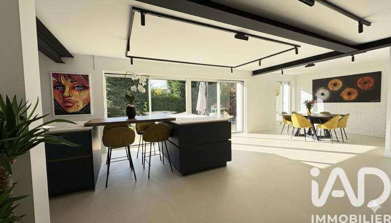 Maison - 150 m² - 7 pièces