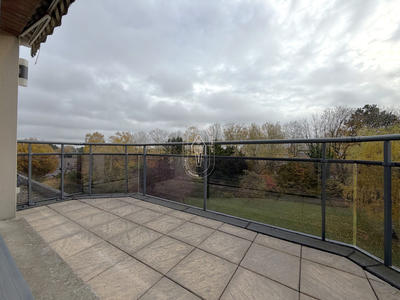 Appartement - 205 m² - 6 pièces