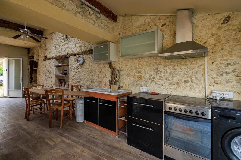 Moulin - 51 m² - 2 pièces