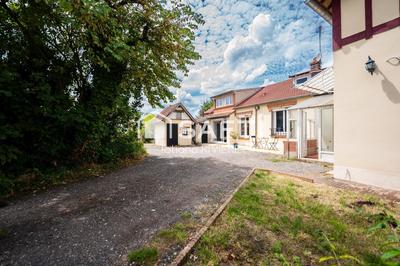 Maison de village - 165 m² - 6 pièces