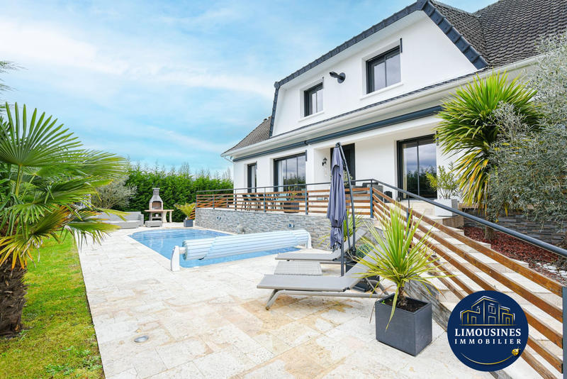 Villa - 322 m² - 11 pièces