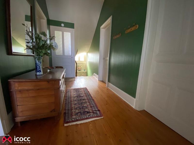 Maison bourgeoise - 222 m² - 9 pièces