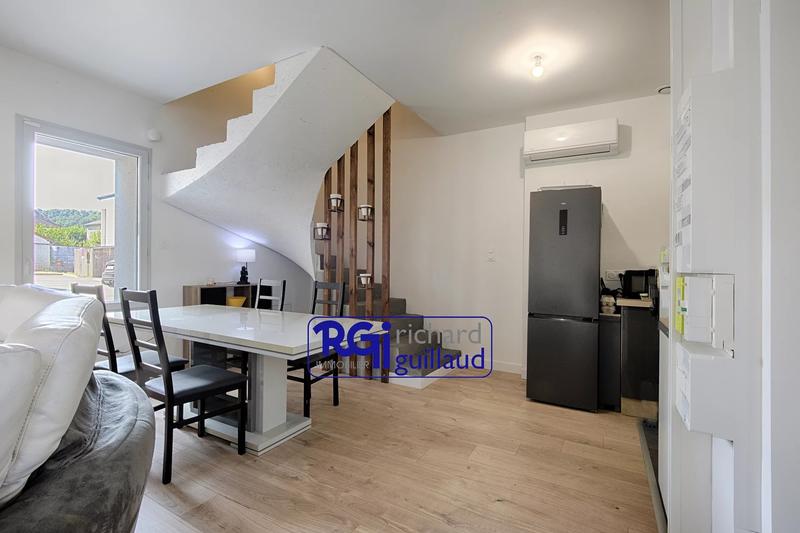 Maison de ville - 90 m² - 4 pièces