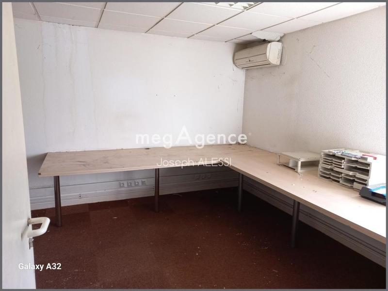 Bureau - 274 m² - 18 pièces