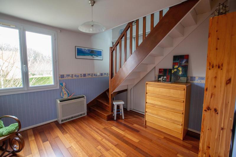 Maison - 205 m² - 8 pièces