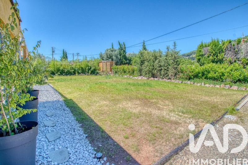 Maison - 240 m² - 8 pièces