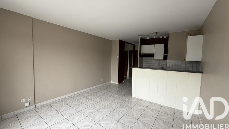 Studio - 24 m² - 1 pièce