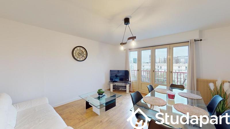 Chambre - 9 m² - 1 pièce