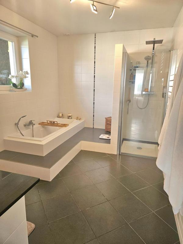 Maison - 168 m² - 6 pièces