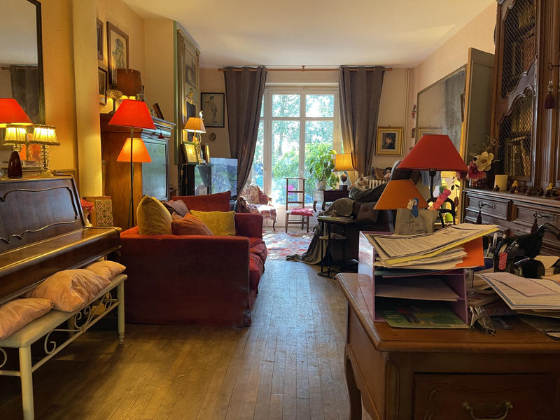 Maison - 198 m² - 9 pièces