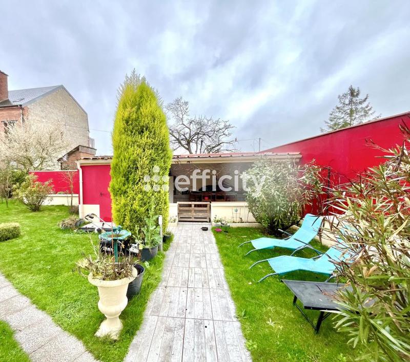 Maison - 114 m² - 6 pièces