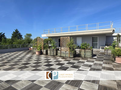 Appartement - 120 m² - 5 pièces