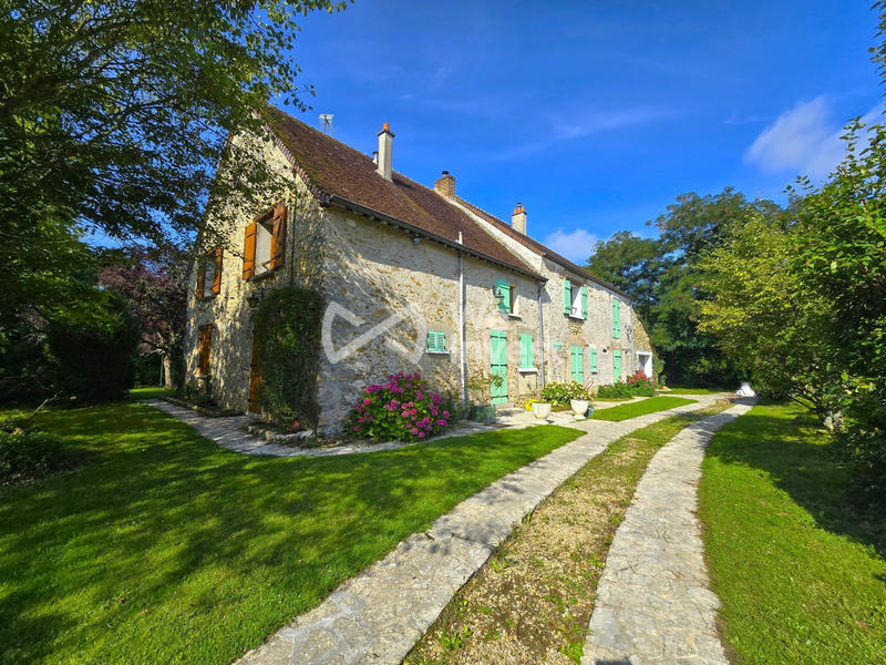 Maison - 135 m² - 6 pièces