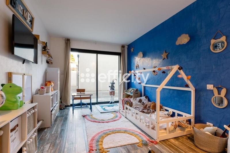 Villa - 344 m² - 7 pièces