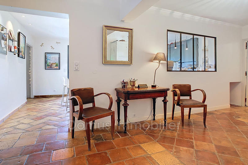 Villa - 189 m² - 6 pièces