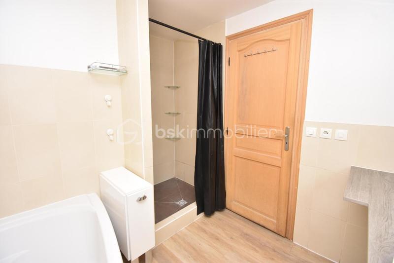 Maison - 97 m² - 5 pièces