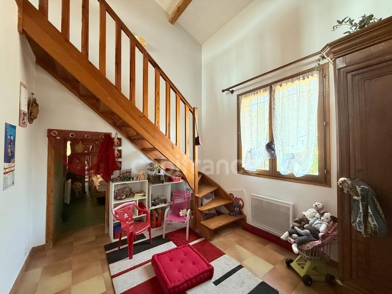 Maison - 180 m² - 5 pièces